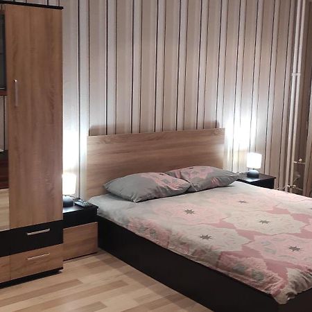 Apartament Kostov Sliven Apartment Bagian luar foto